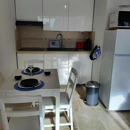 4 Pers Vue Wifi Piscine Parking Tennis Cassis